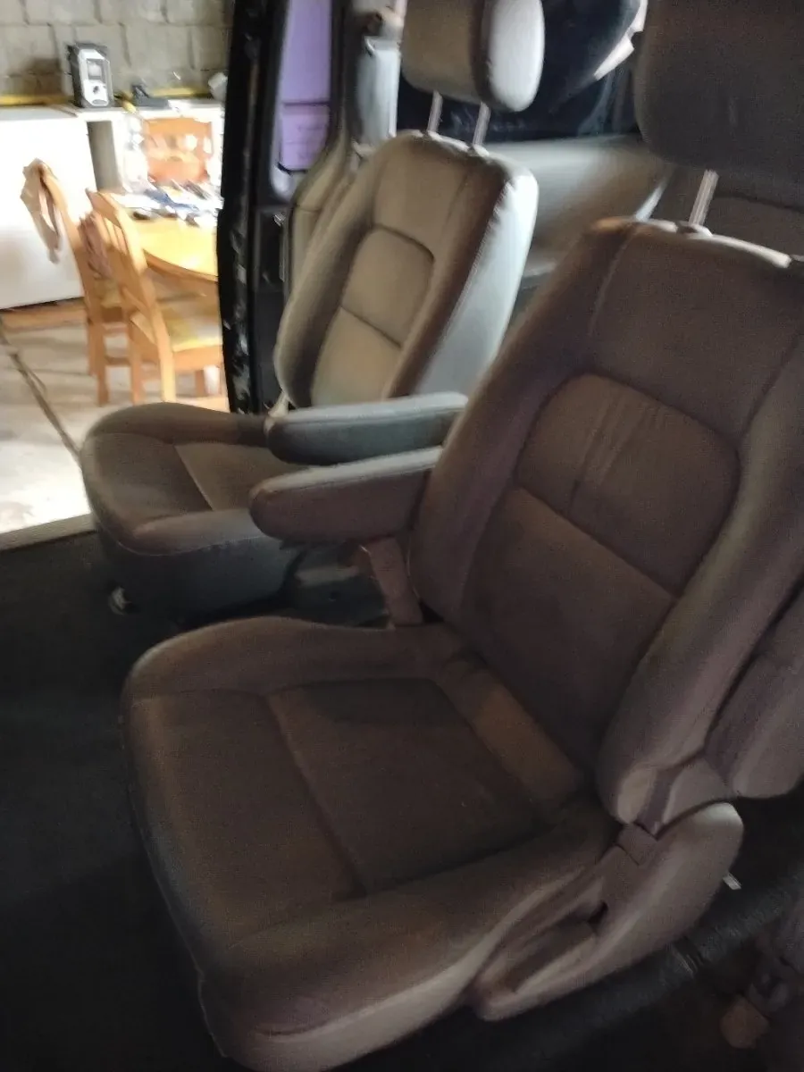 Kia Carnival 2006 photo 3