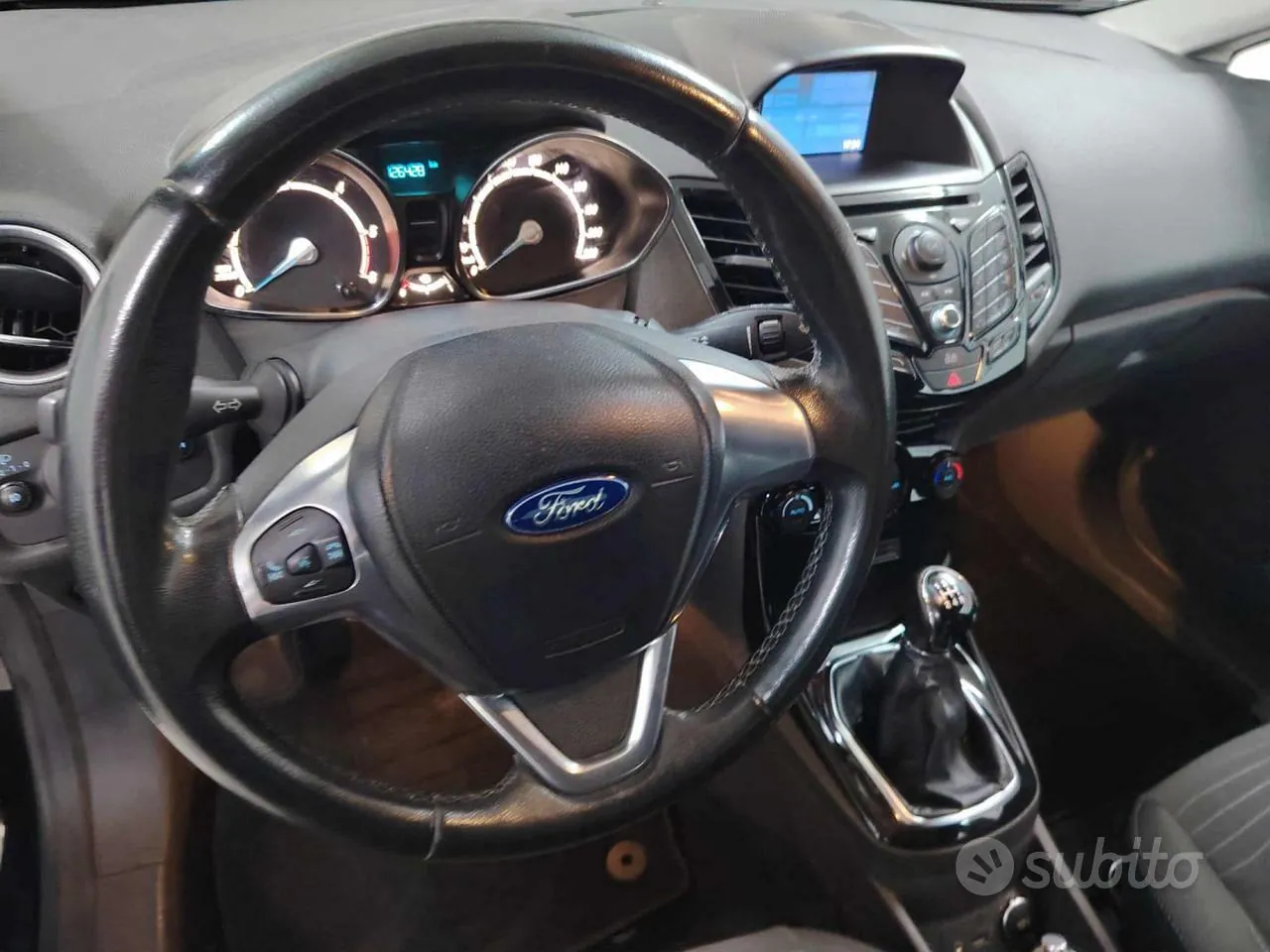 Ford Fiesta 2014 photo 5