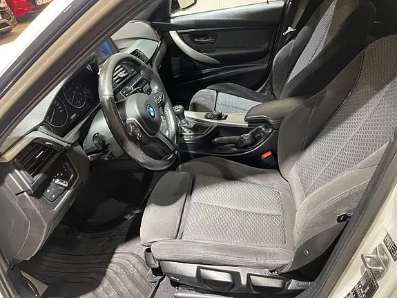 BMW 318D 2015 photo 5