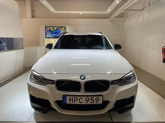 BMW 318D 2015 photo 2