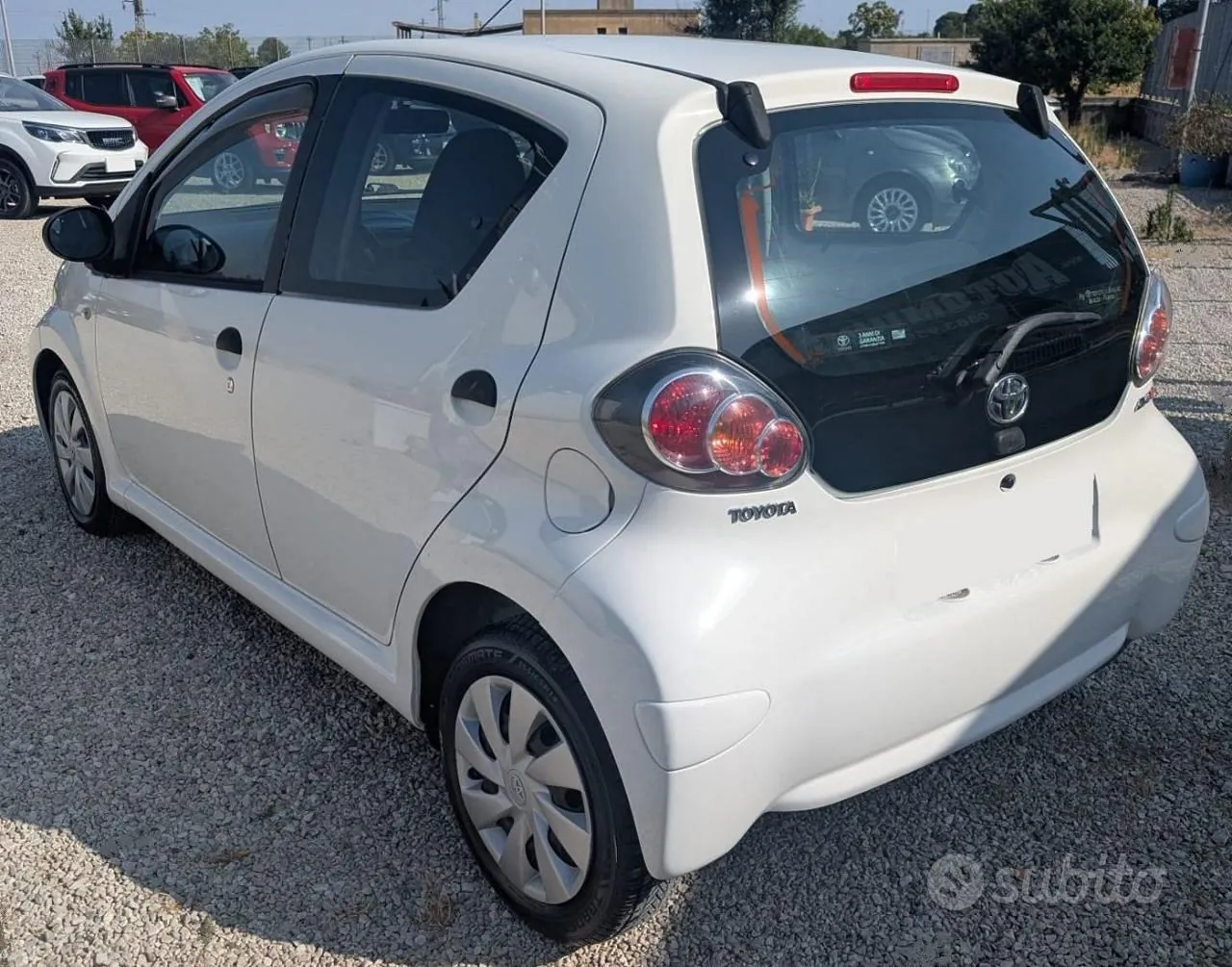 Toyota Aygo 2013 photo 4
