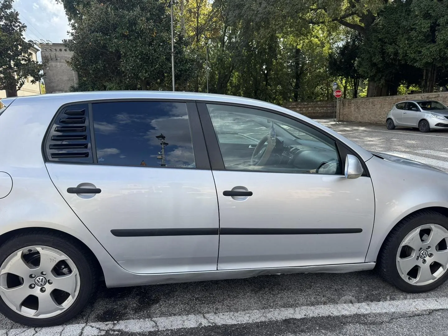 Volkswagen Golf V 2005 photo 2