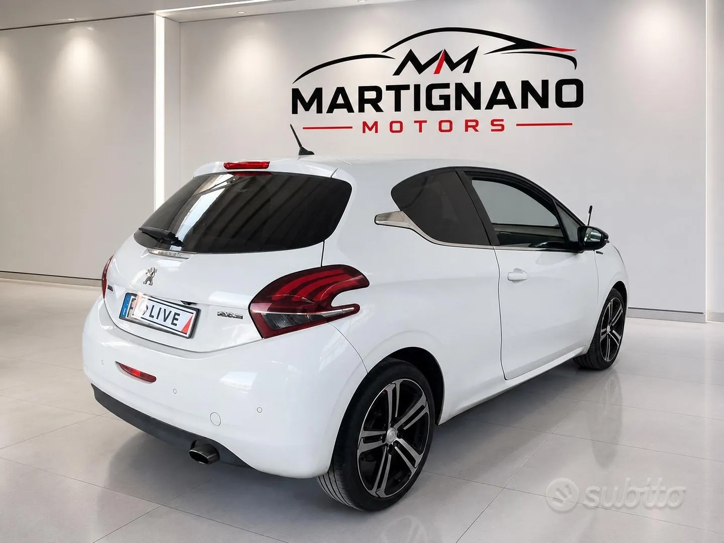 Peugeot 208