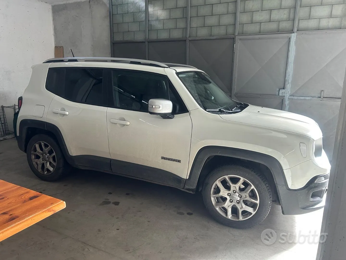 Jeep Renegade 2015 photo 4
