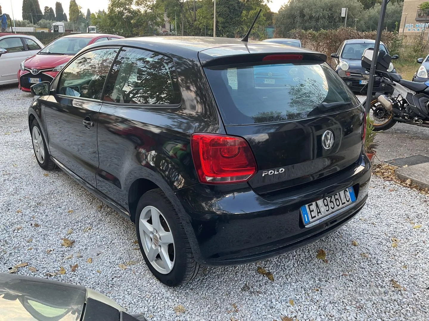 Volkswagen Polo 2010 photo 4