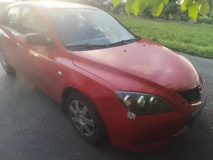 Mazda Mazda3 2006 photo 3