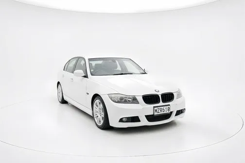 BMW 320I