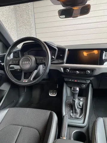 Audi A1 2022 photo 2