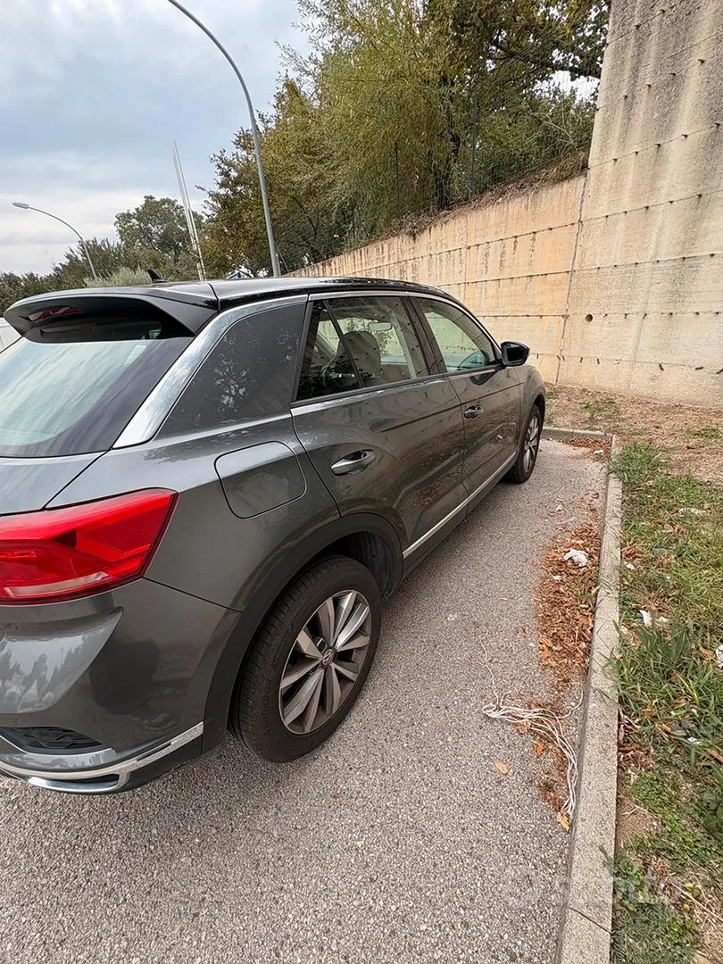 Volkswagen T-Roc 2020 photo 3