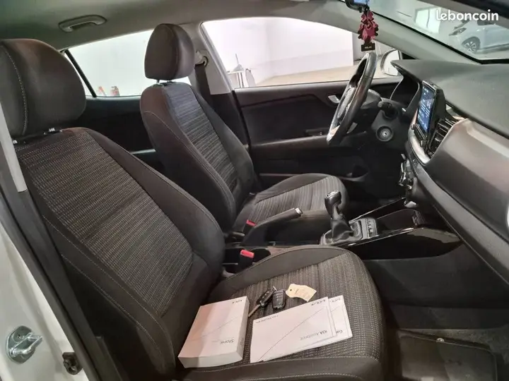 Kia Stonic 2022 photo 5