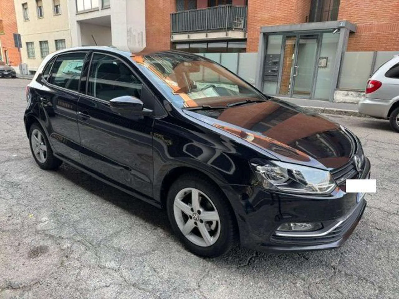 Volkswagen Polo 2015 photo 2