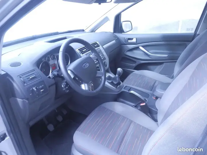 Ford C-Max 2010 photo 2