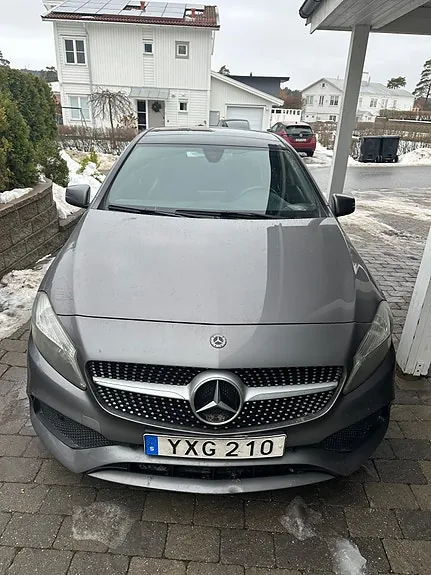 Mercedes-Benz A180