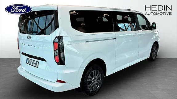 Ford Custom Tourneo 2024 photo 2