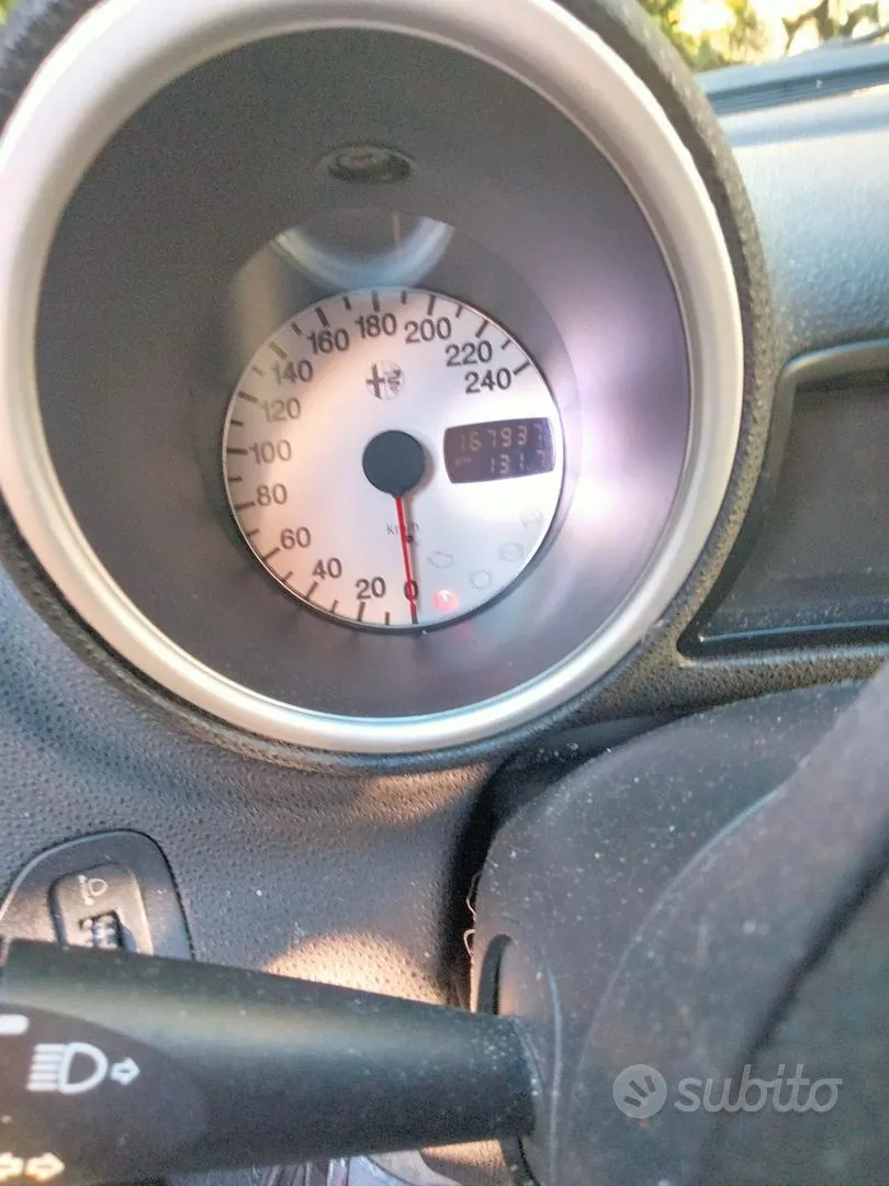 Alfa Romeo 156 2003 photo 3