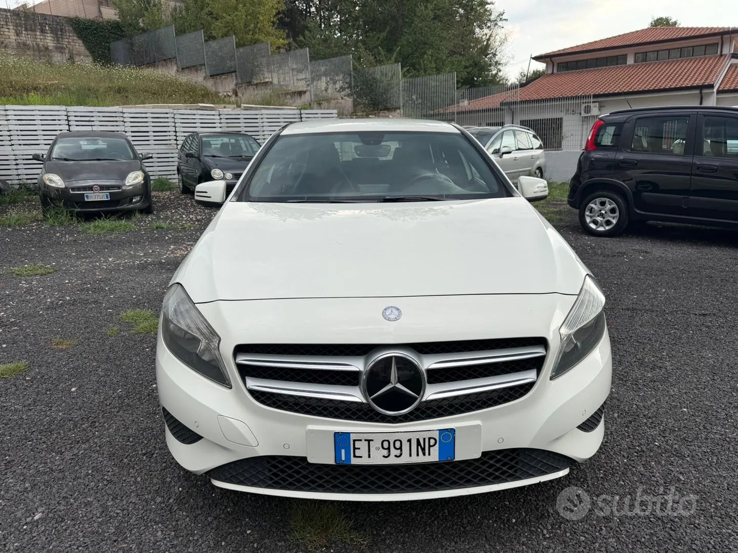 Mercedes-Benz A180