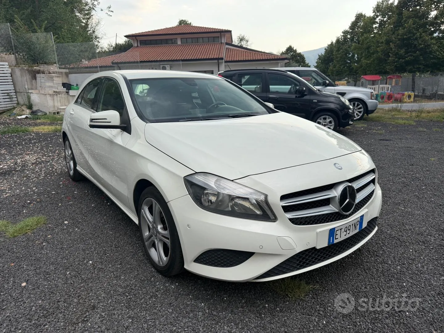 Mercedes-Benz A180