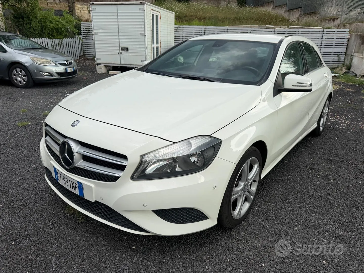 Mercedes-Benz A180