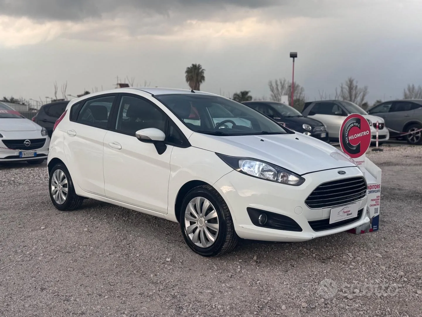 Ford Fiesta 2014 photo 3