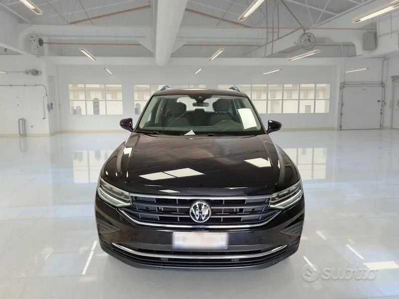 Volkswagen Tiguan 2021 photo 2
