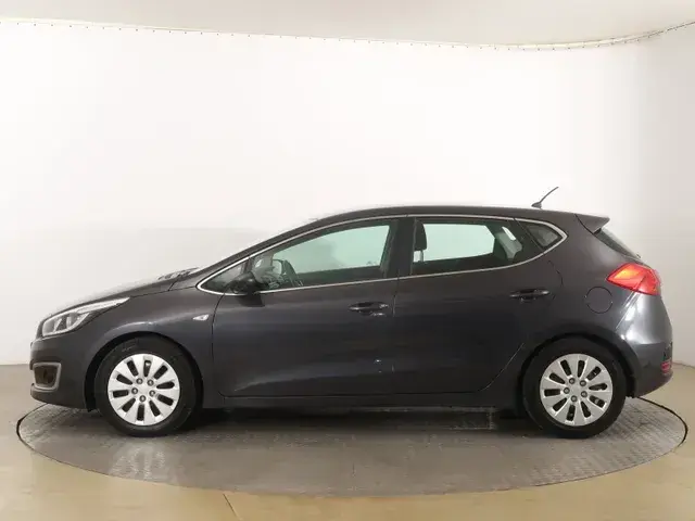 Kia Ceed 2016 photo 2