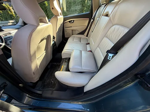 Volvo V70 2012 photo 5