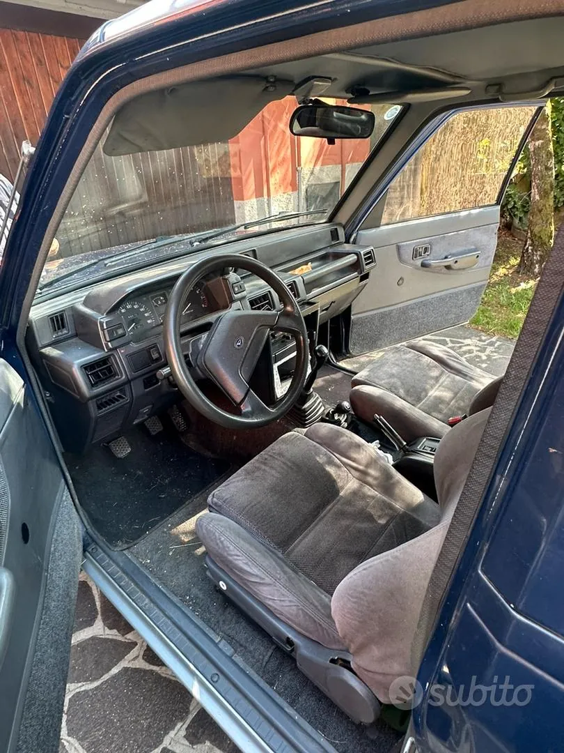 Daihatsu Feroza 1990 photo 3