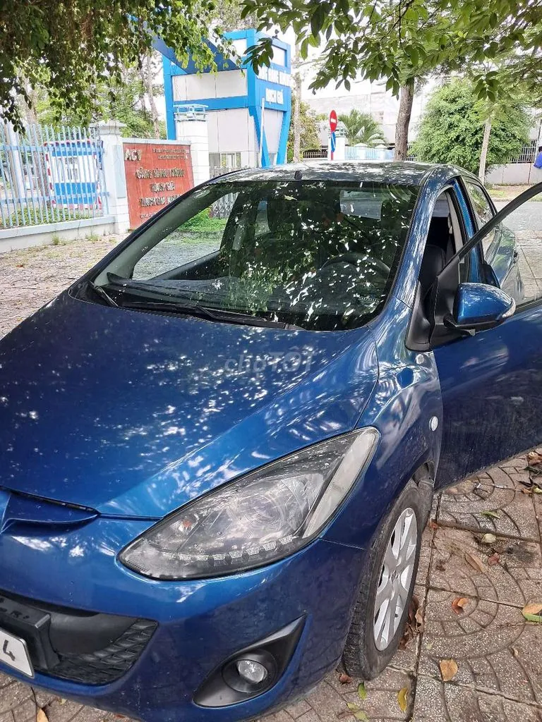Mazda 2