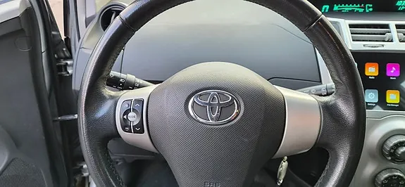 Toyota Yaris 2006 photo 3
