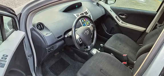 Toyota Yaris 2006 photo 5
