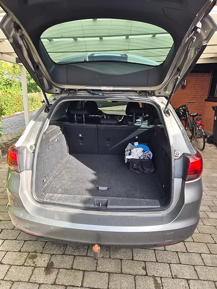 Opel Astra 2017 photo 2