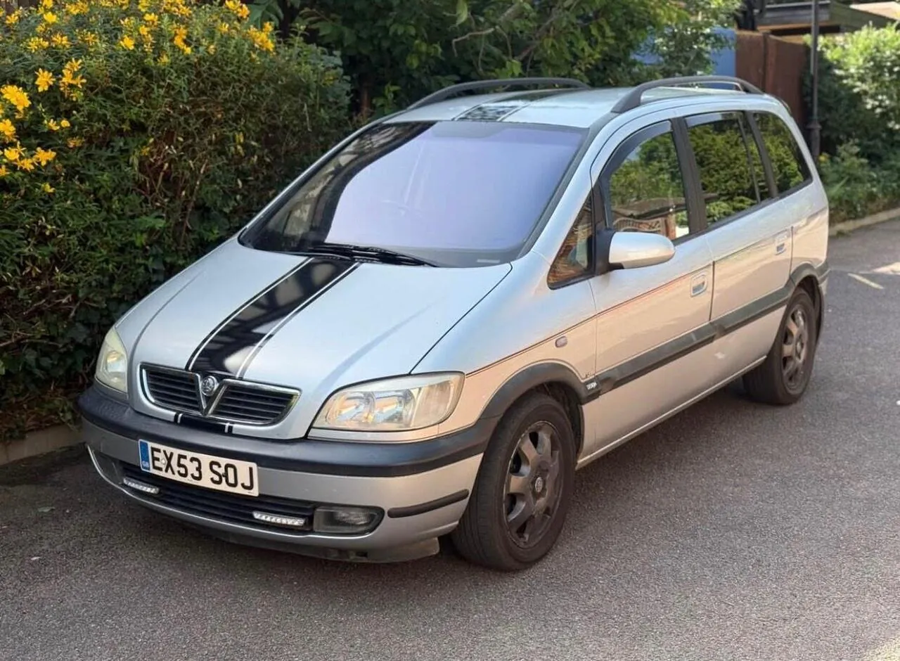 Vauxhall Zafira 2003 photo 4