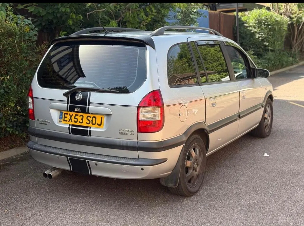 Vauxhall Zafira 2003 photo 2