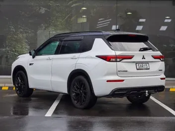 Mitsubishi Outlander 2022 photo 3