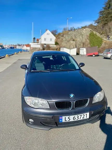 BMW 118D 2005 photo 2