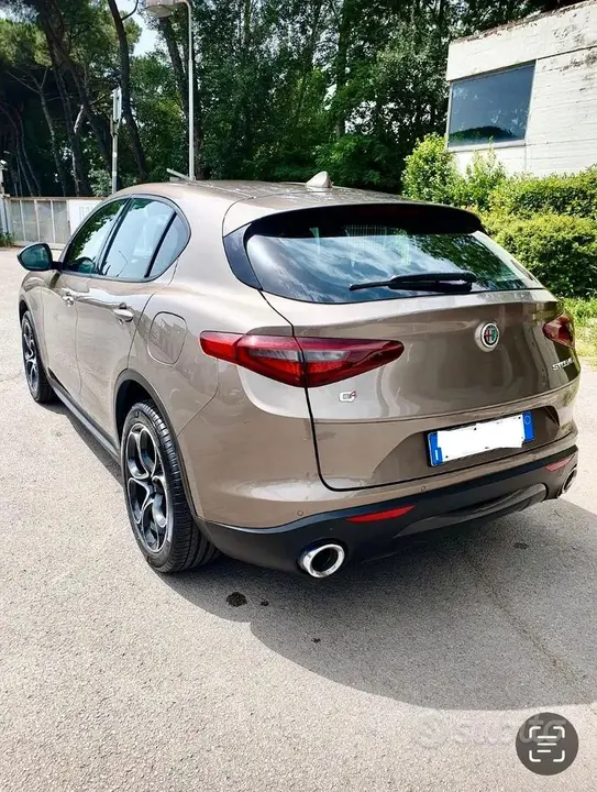 Alfa Romeo Stelvio 2018 photo 3