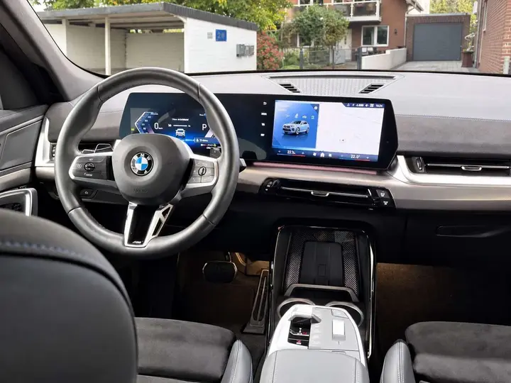 BMW X2 2025 photo 4