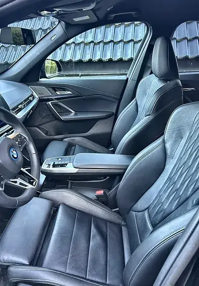 BMW Ix1 2026 photo 5