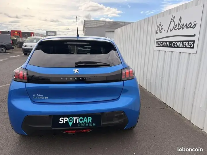 Peugeot 208 2023 photo 5