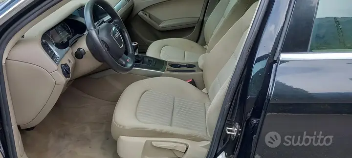 Audi A4 2010 photo 5
