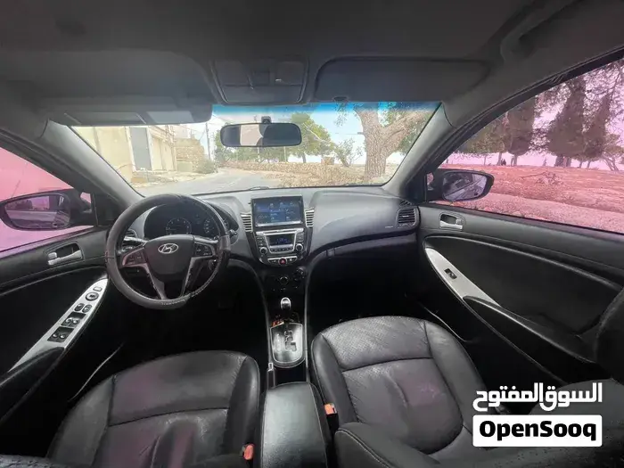Hyundai Accent 2016 photo 3