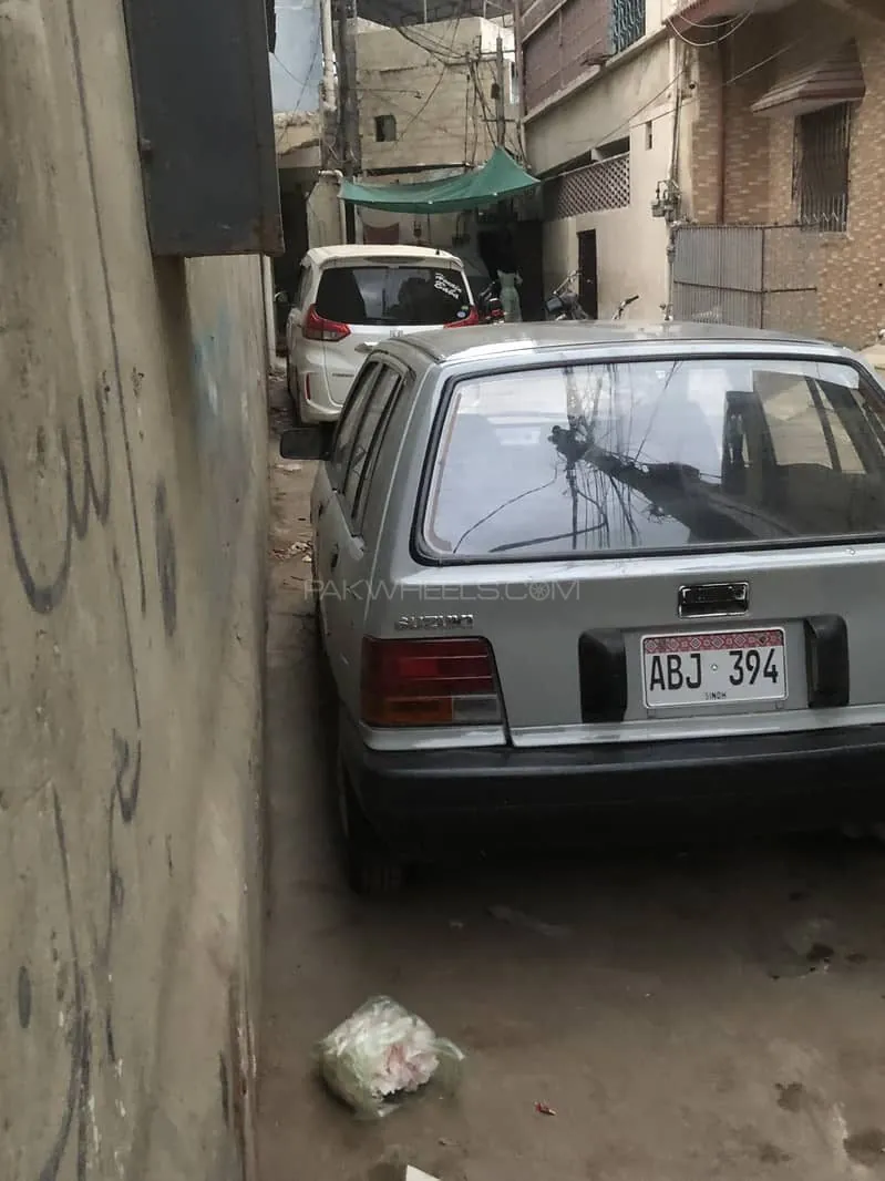 Suzuki Khyber