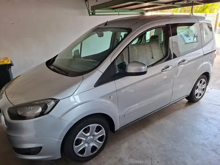 Ford Tourneo Courier