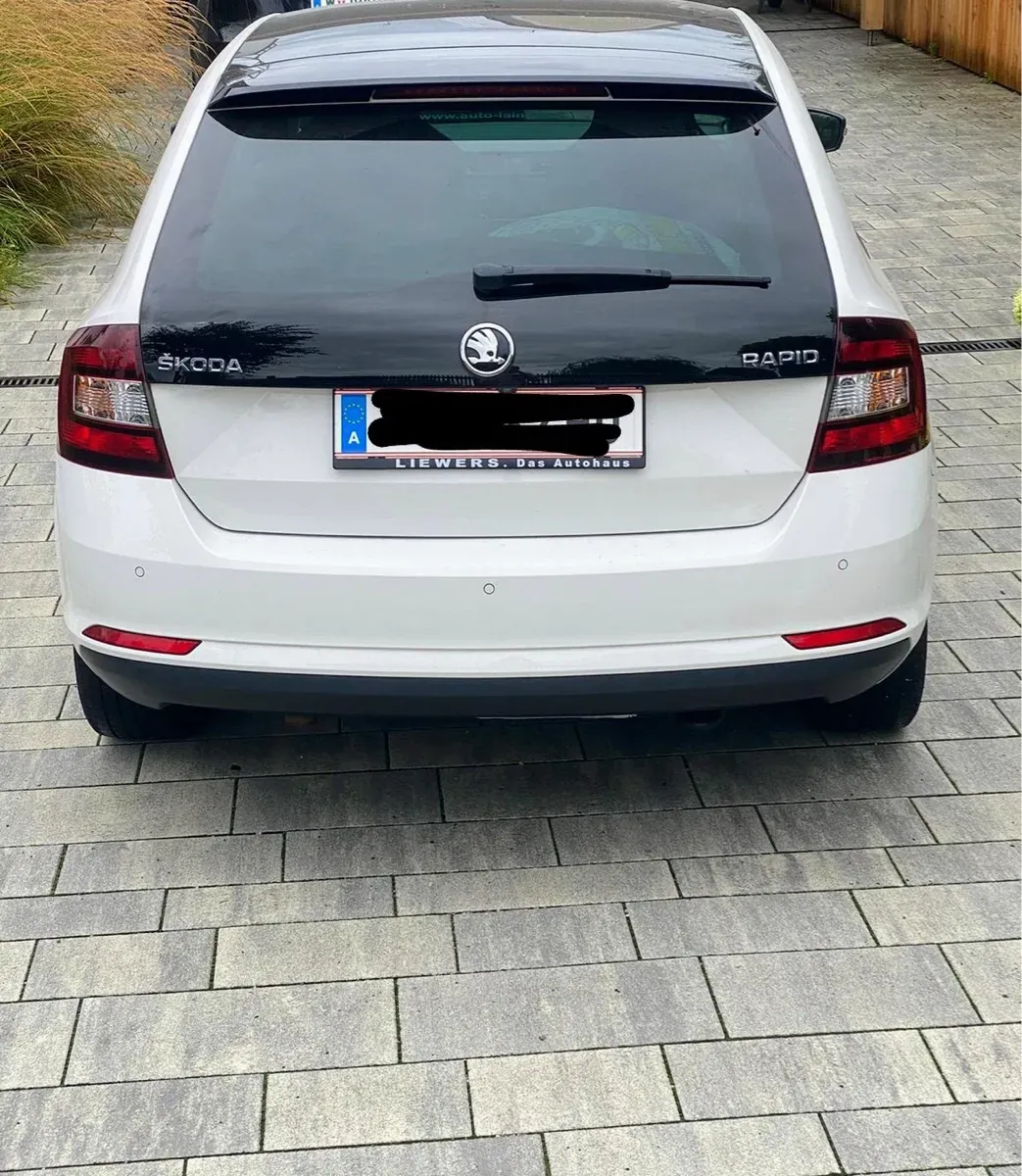 Skoda Rapid 2017 photo 2
