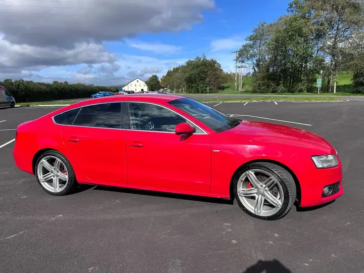 Audi A5 2010 photo 4