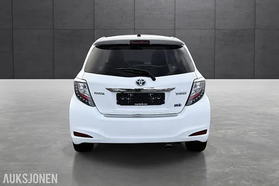 Toyota Yaris 2013 photo 5