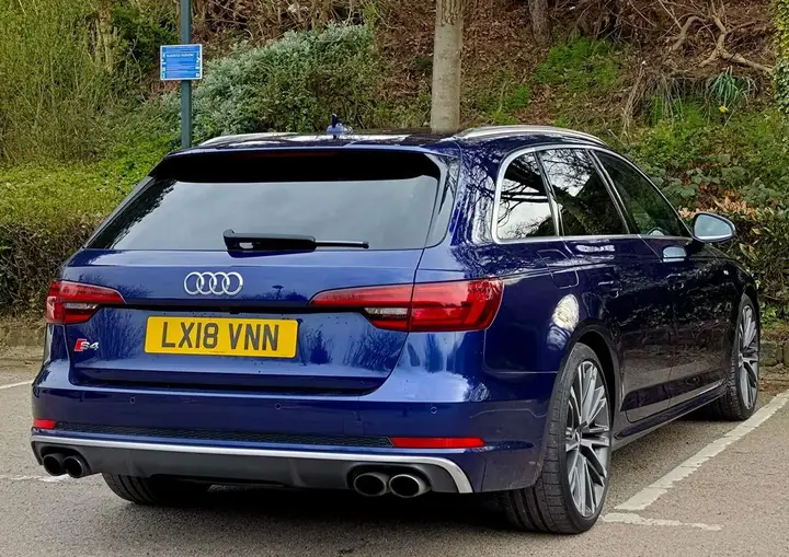 Audi S4 2018 photo 2
