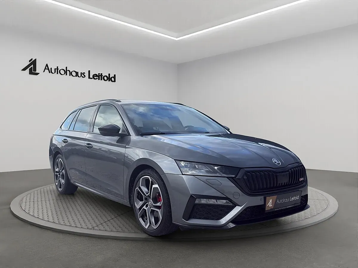 Skoda Octavia 2023 photo 3