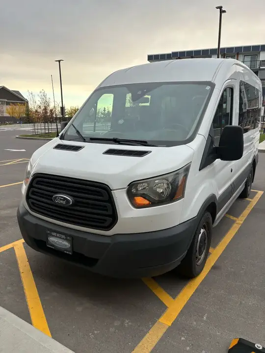 Ford Transit 2017 photo 2