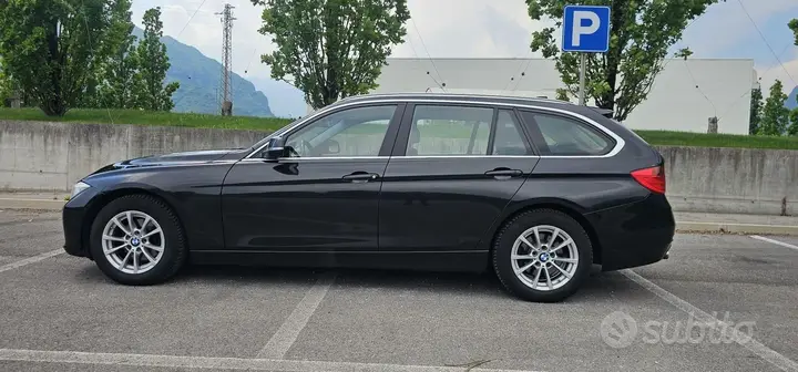 BMW 318D 2014 photo 2
